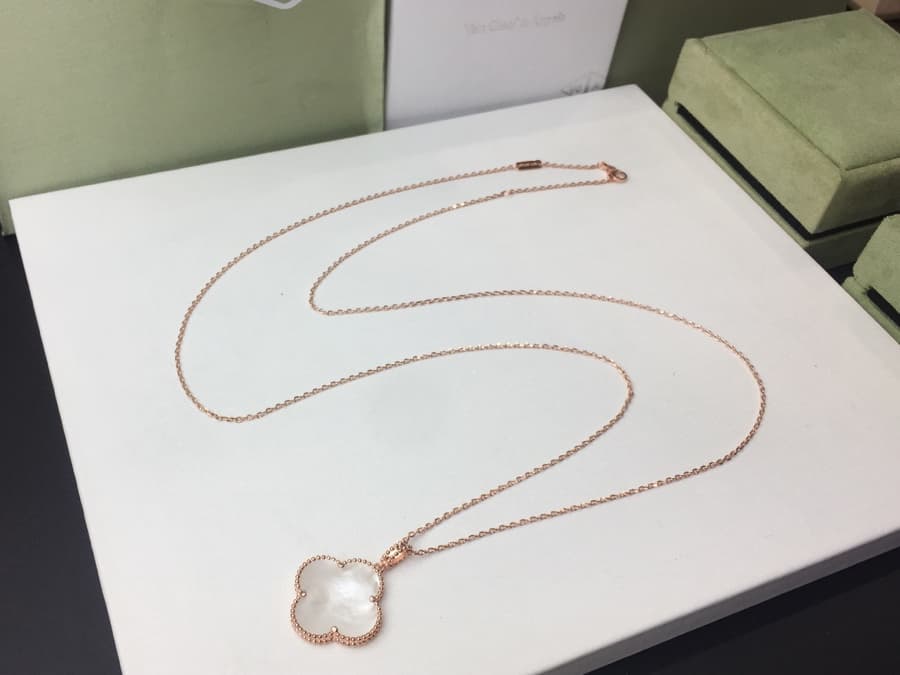 Van Cleef & Arpels Jewelry 7