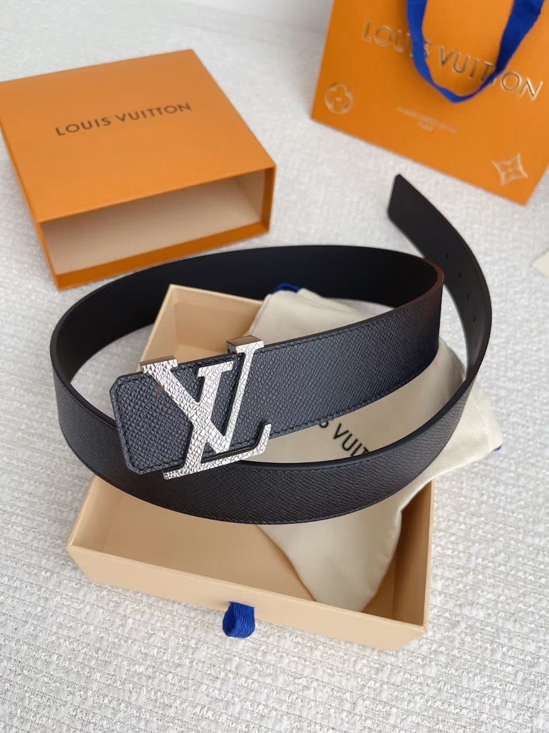 LV Belt 4