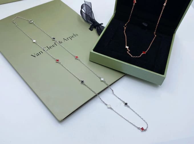 Van Cleef & Arpels Jewelry 5