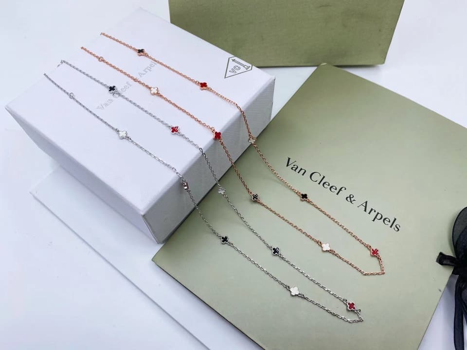 Van Cleef & Arpels Jewelry 6