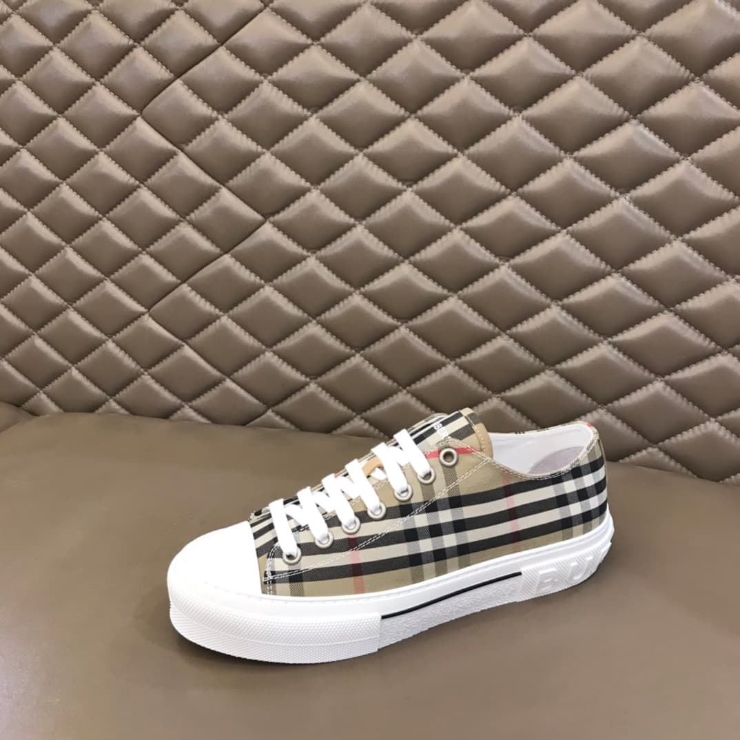 Burberry Shoes 5
