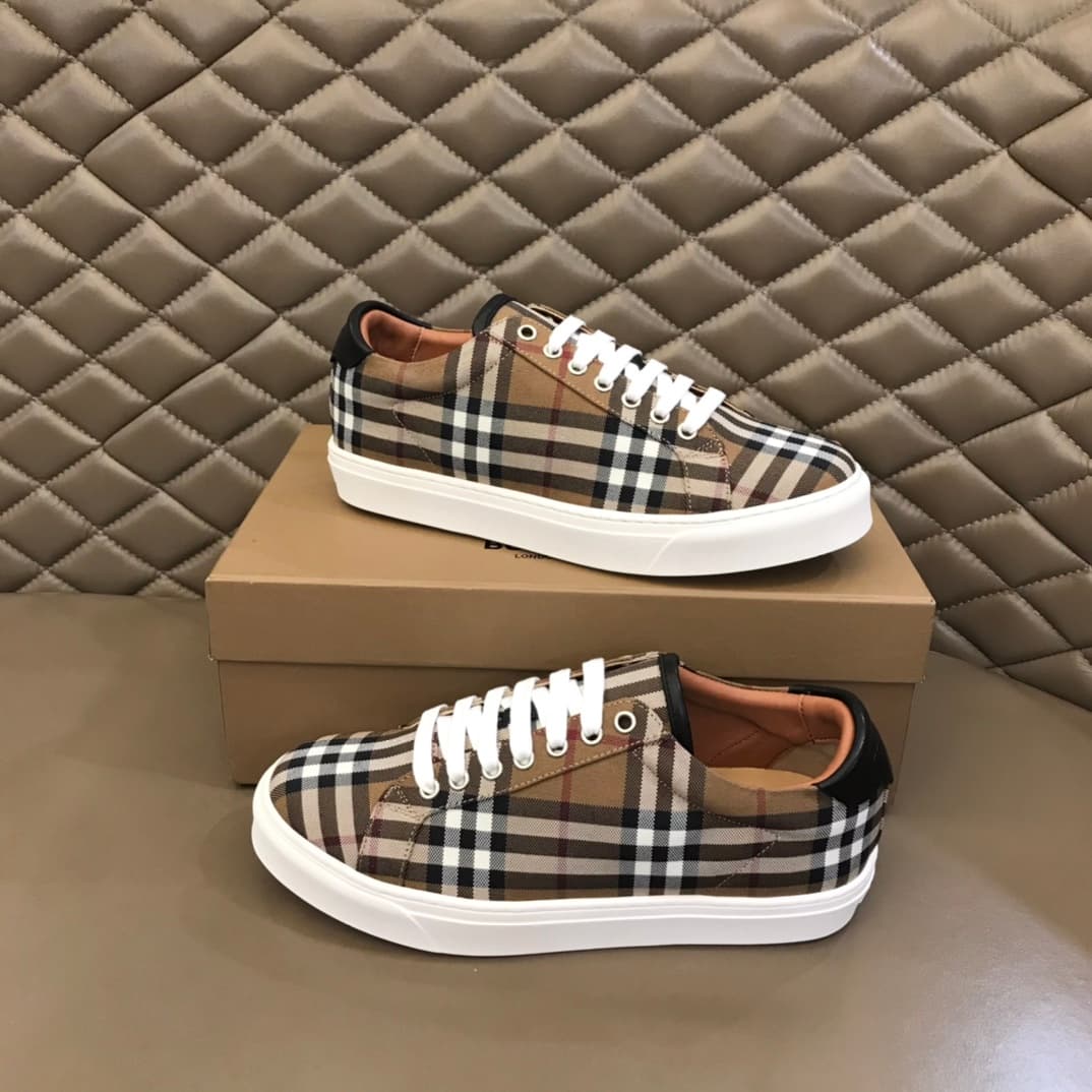 Burberry Shoes 3