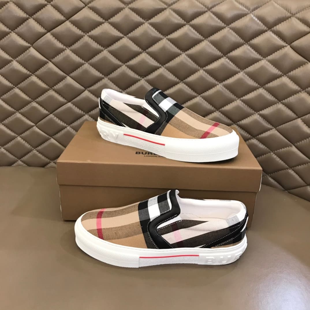Burberry Shoes 3