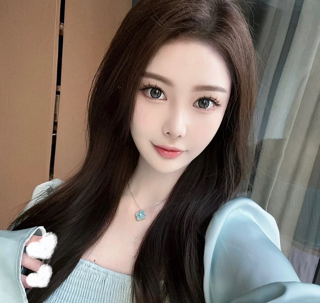 Van Cleef & Arpels Jewelry 3