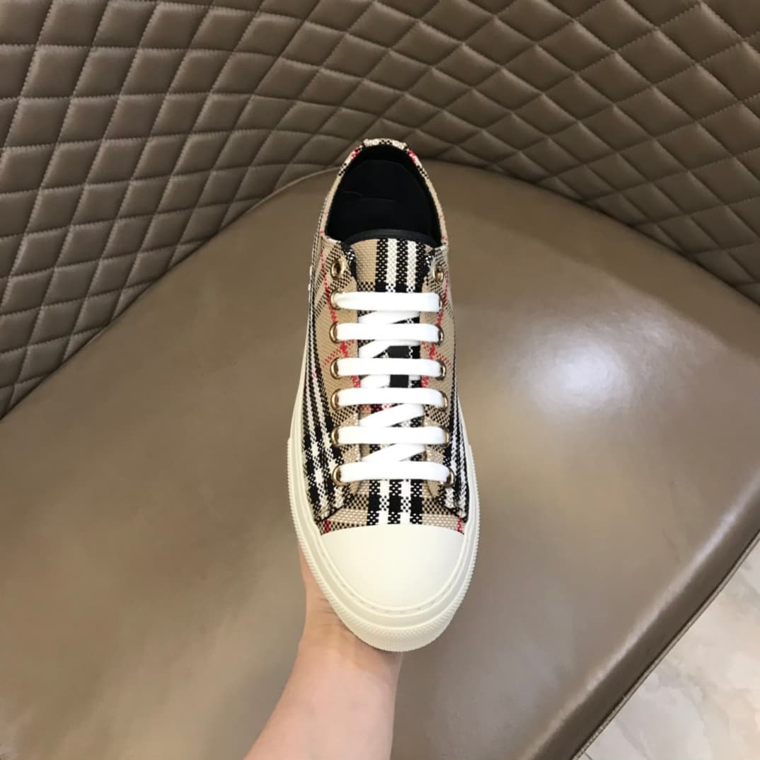Burberry Shoes 7