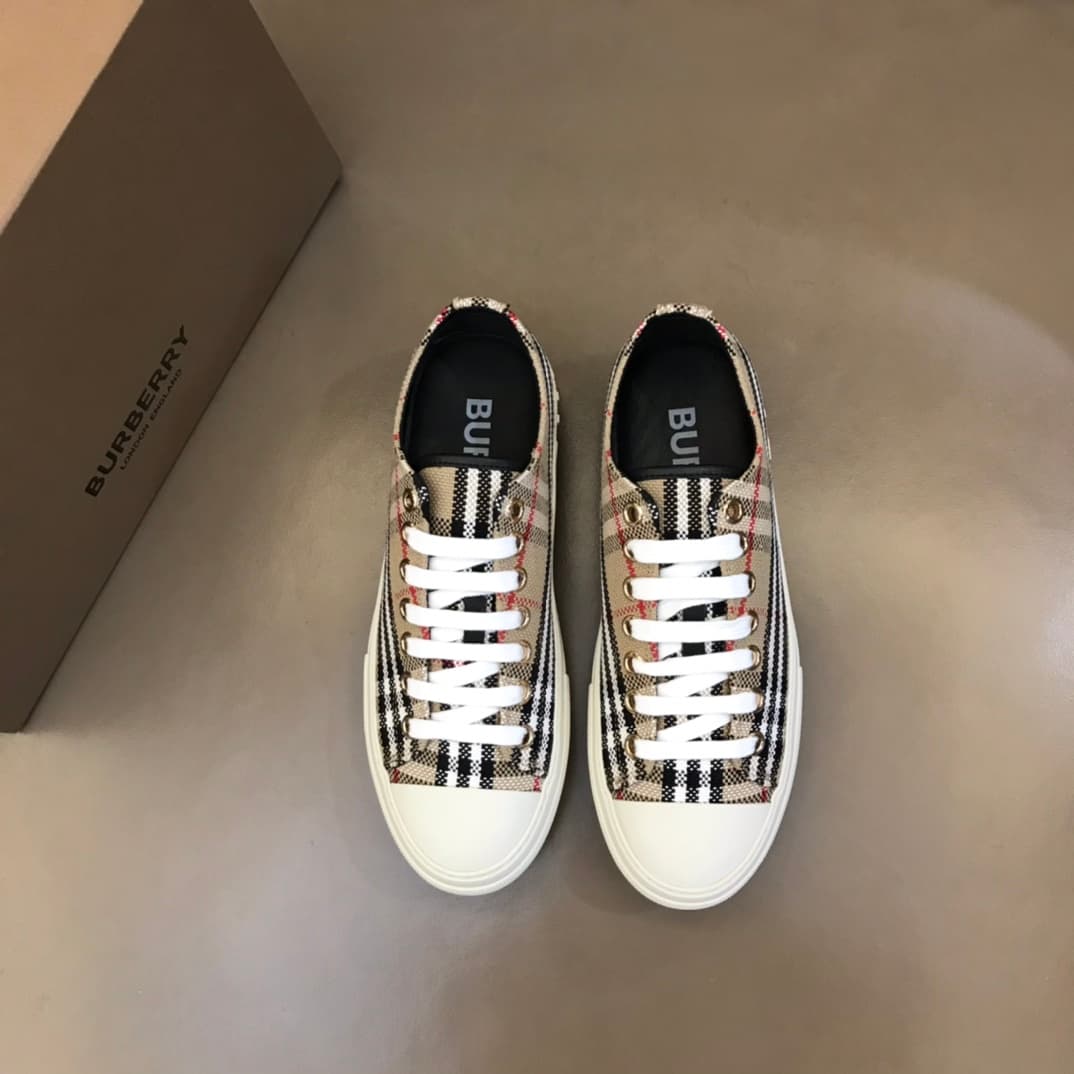 Burberry Shoes