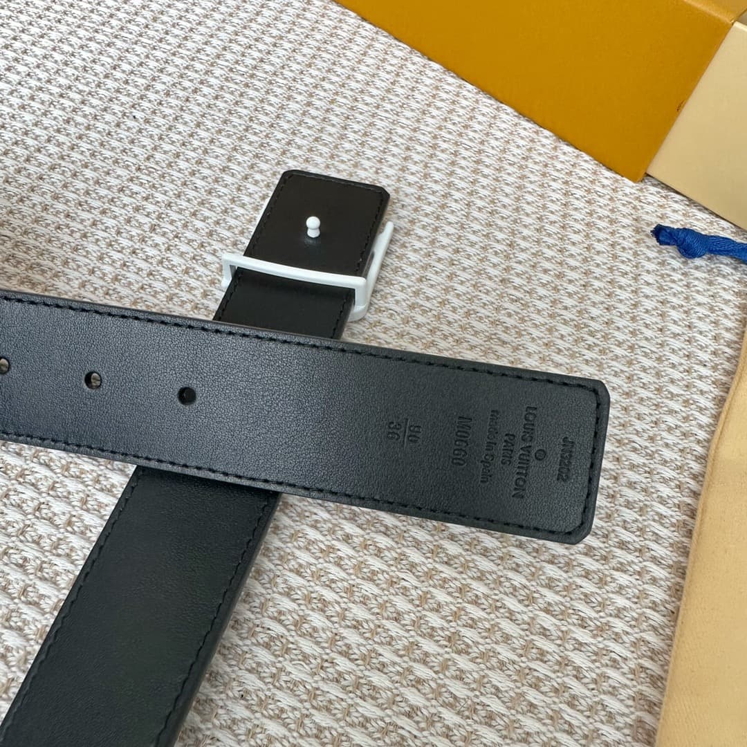 LV Belt 7