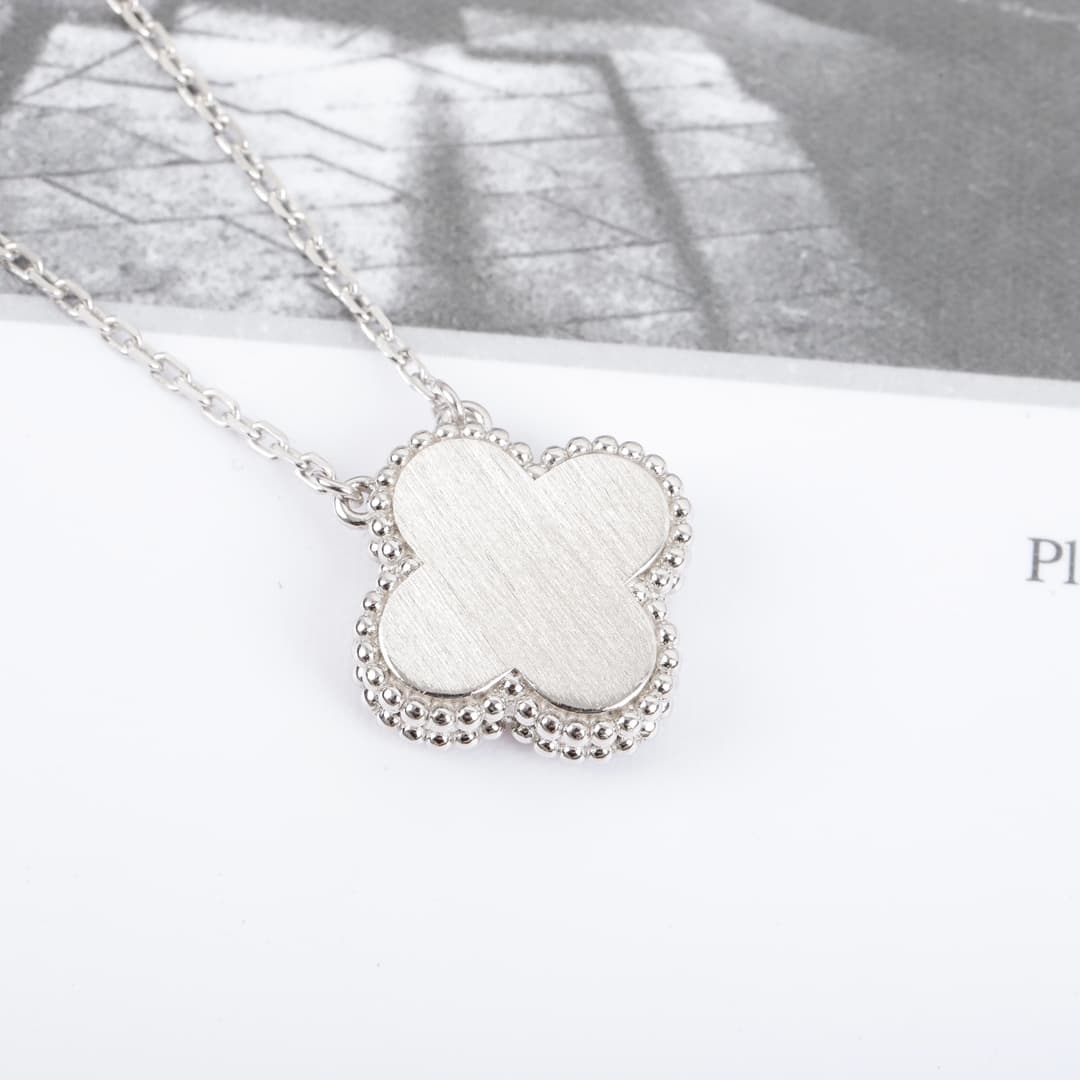 Van Cleef & Arpels Jewelry 4