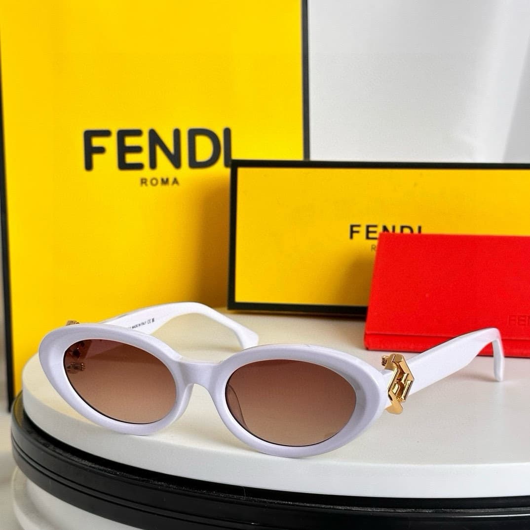 Fendi Glasses 4