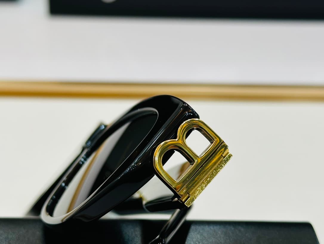 Balenciaga Glasses 8