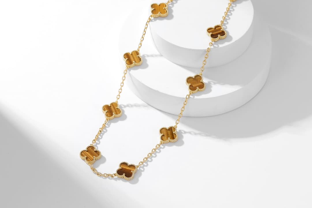 Van Cleef & Arpels Jewelry 5