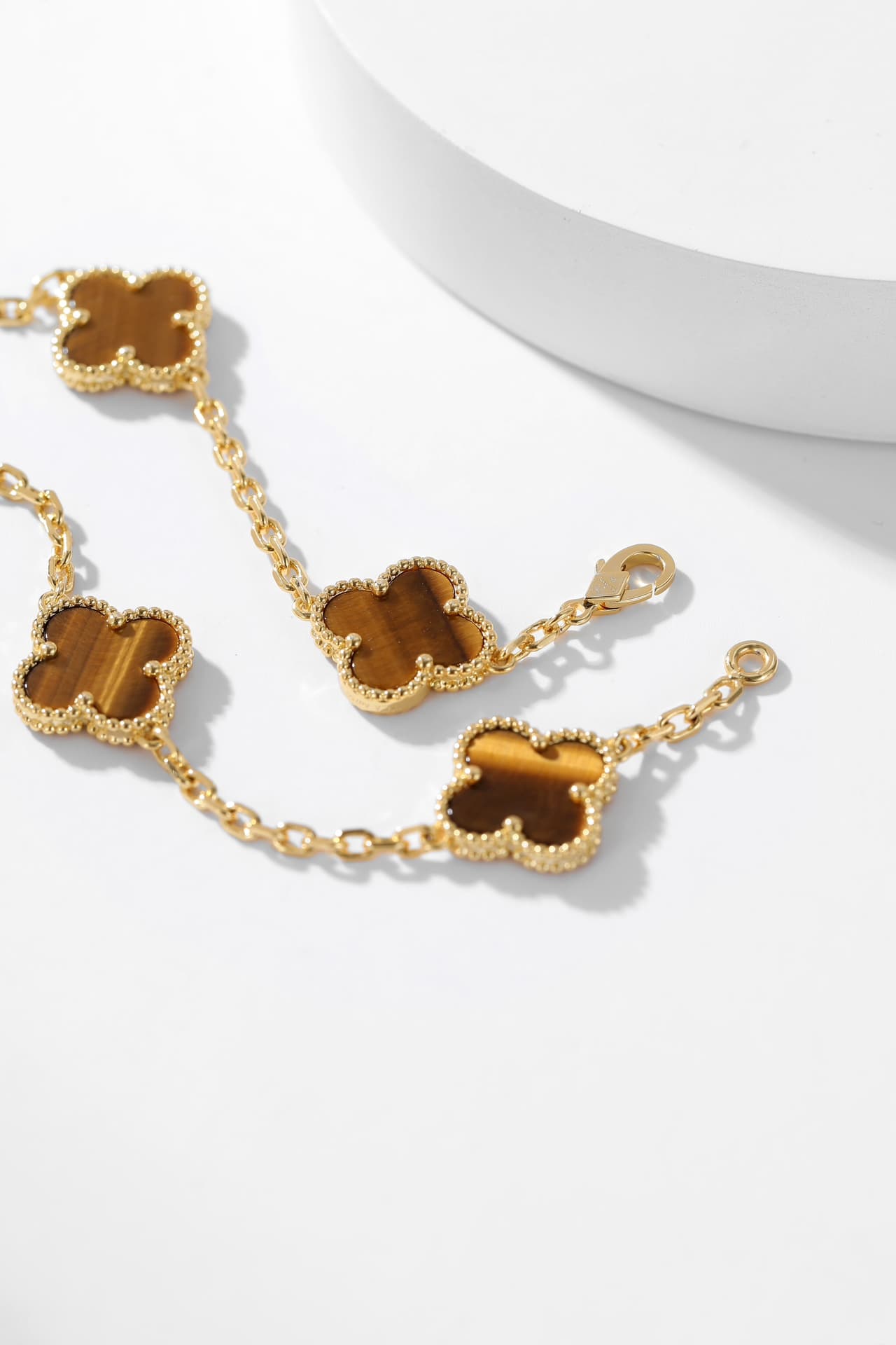 Van Cleef & Arpels Jewelry 7