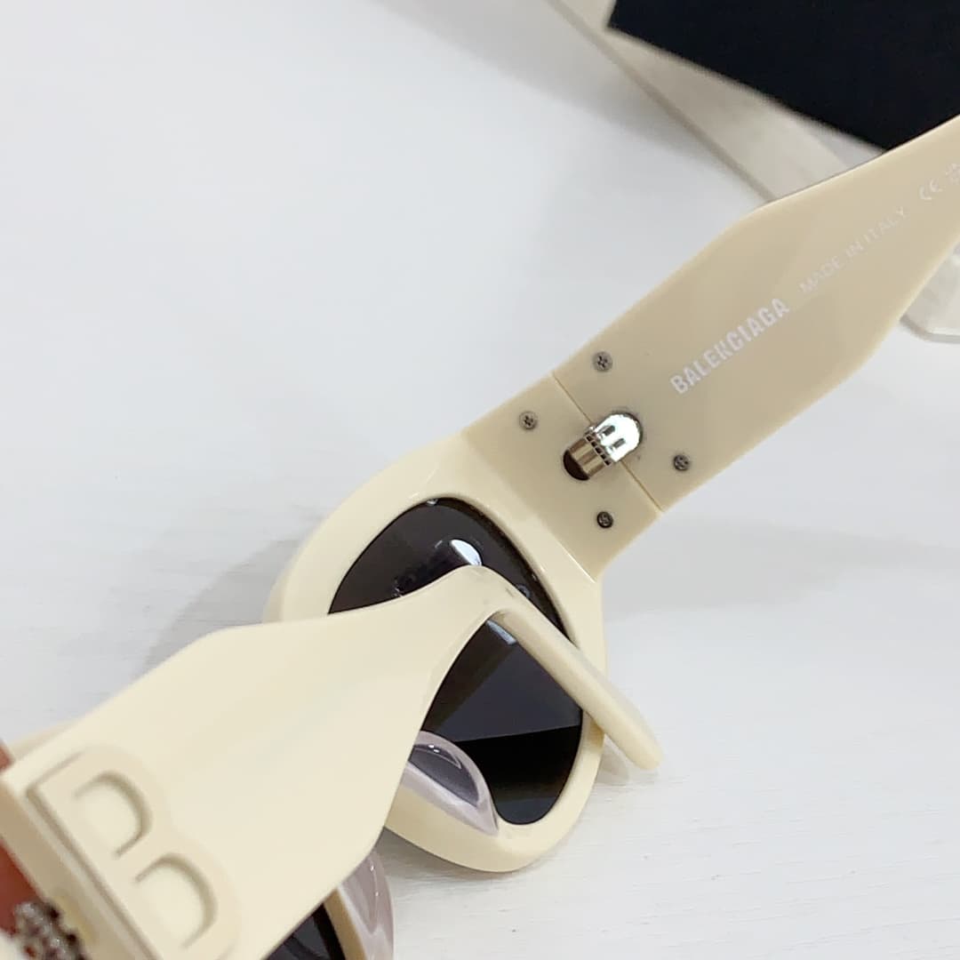 Balenciaga Glasses 7