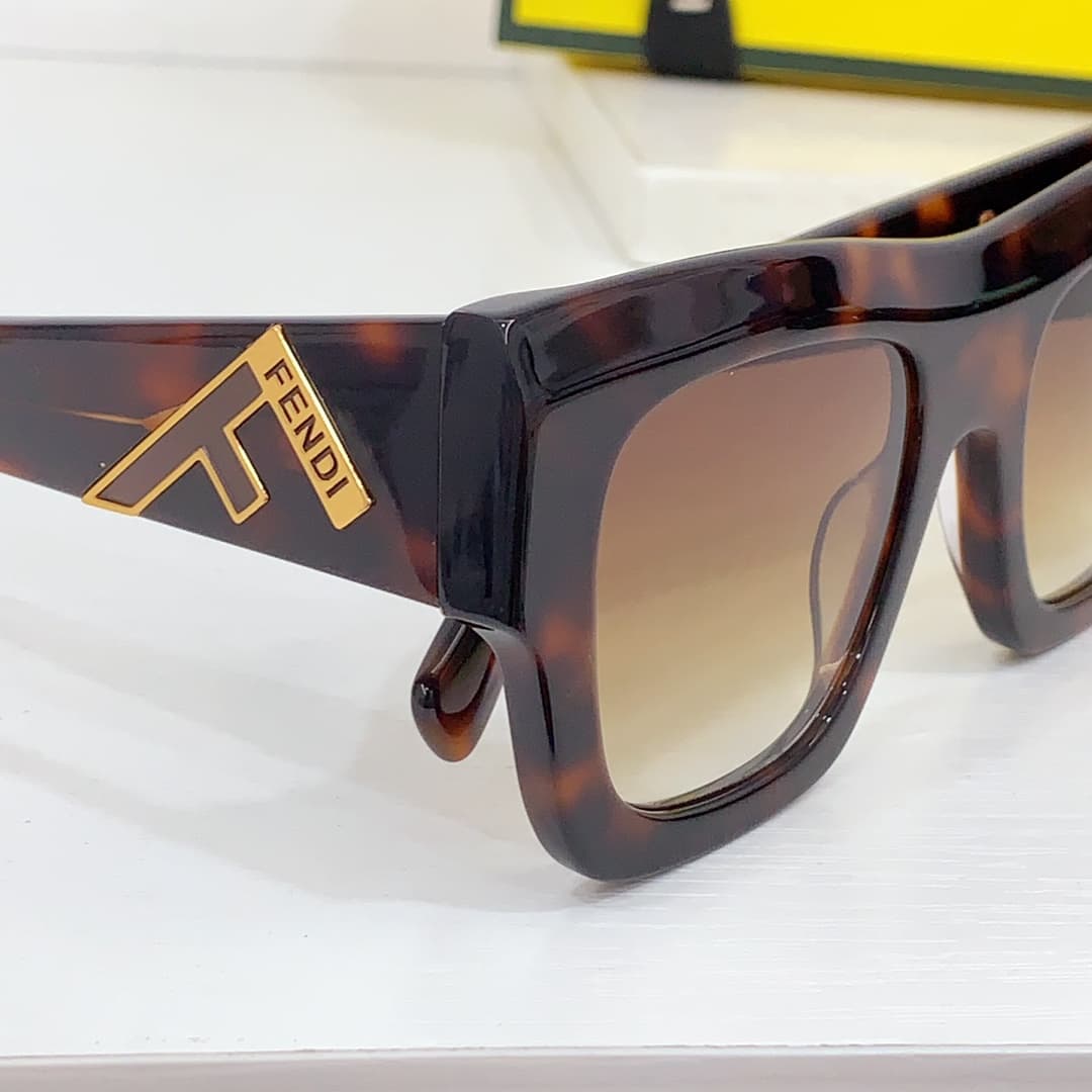 Fendi Glasses 8