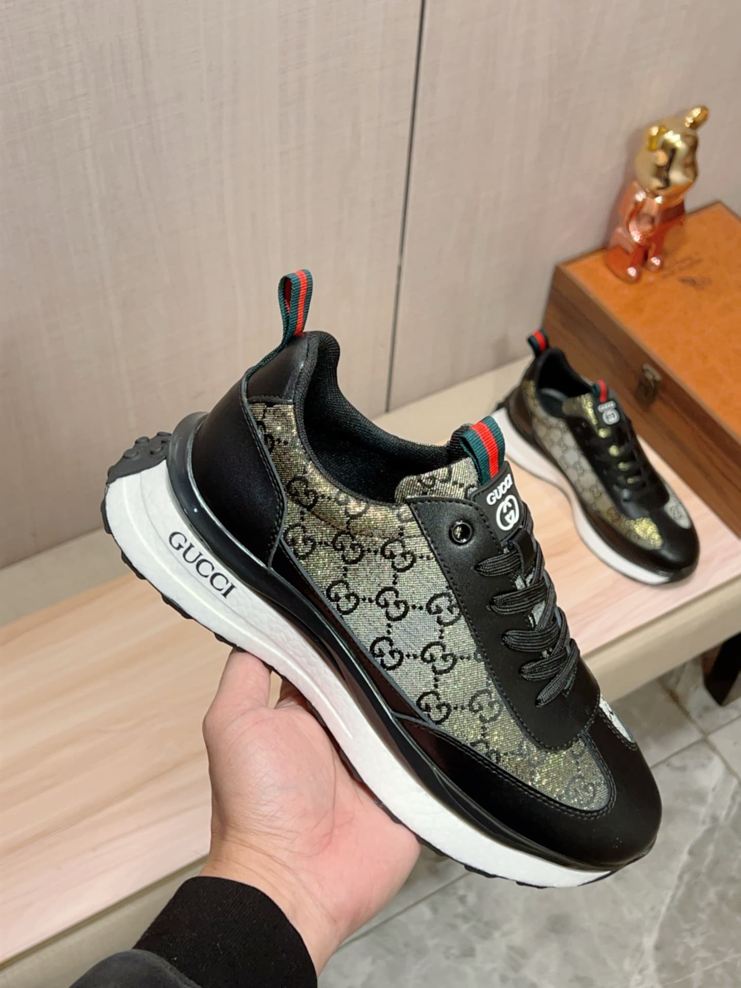 Gucci Shoes 5