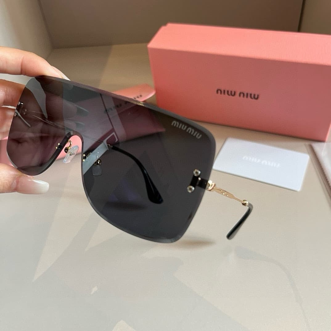 MiuMiu Glasses 4