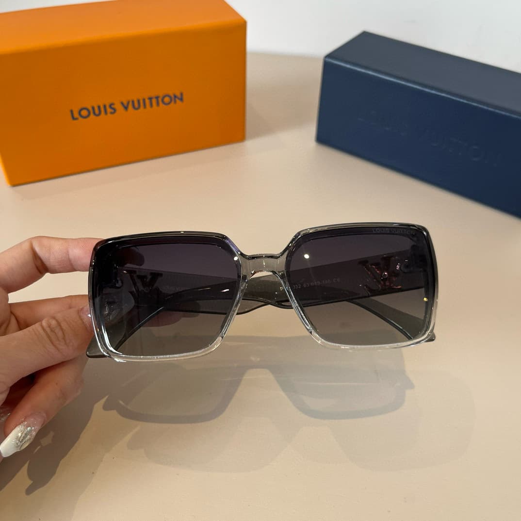 Louis Vuitton Glasses 5
