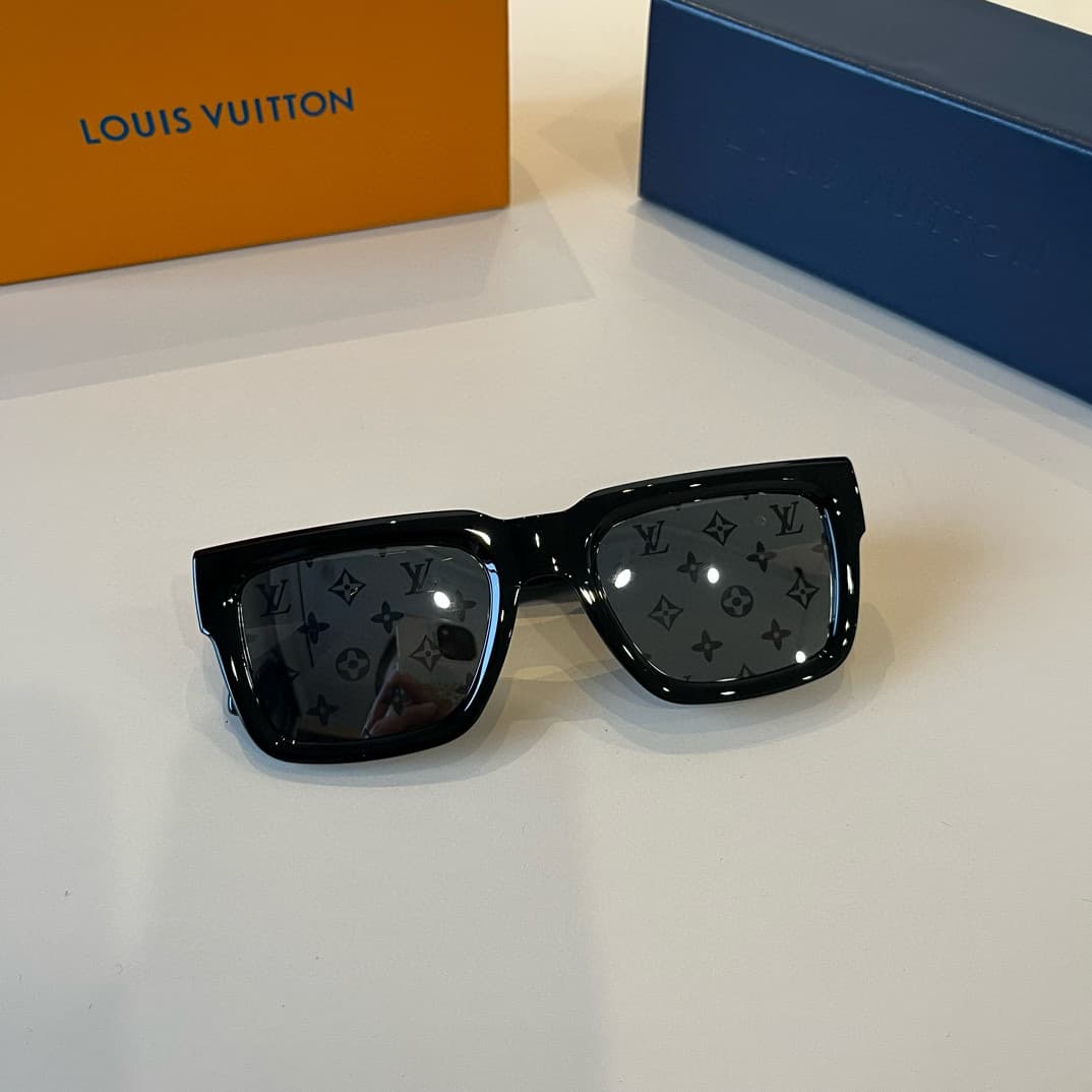 Louis Vuitton Glasses 5
