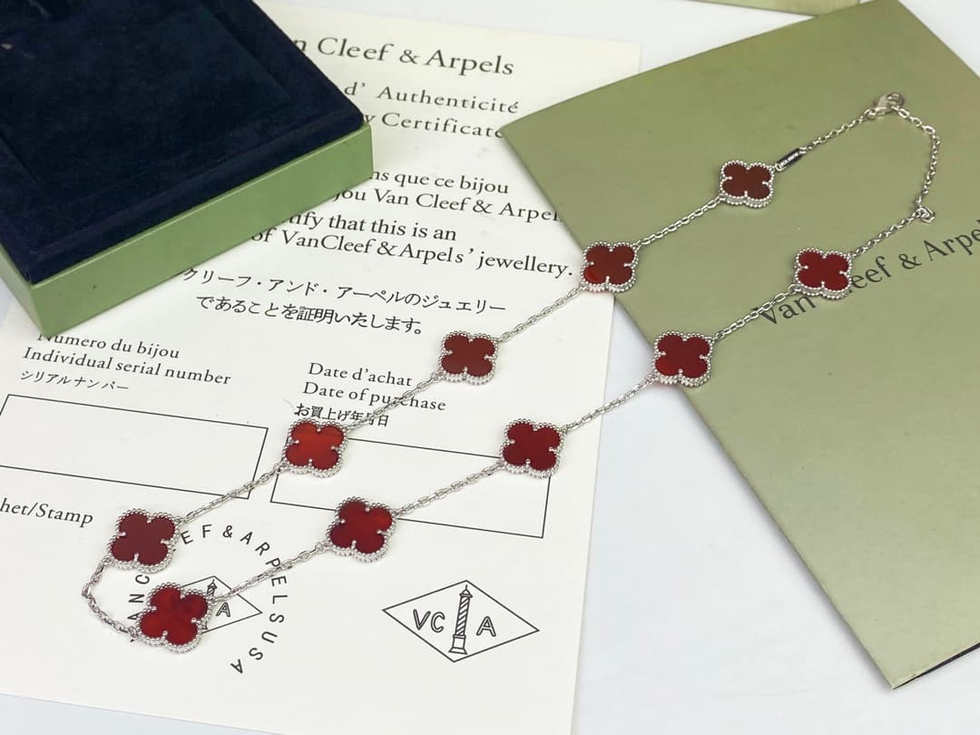 Van Cleef & Arpels Jewelry 6