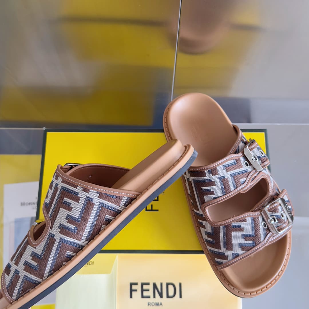 Fendi Shoes 3