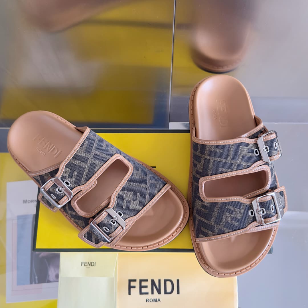 Fendi Shoes 2