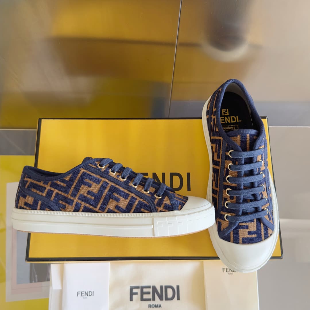 Fendi Shoes 2